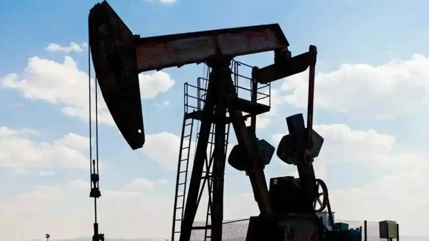 Brent petrol 77,44 dolara yükseldi
