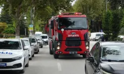 Valilik önünde kendini benzinle yakmaya çalıştı