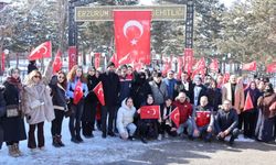 Erzurum'da Tematik Kış Kampı'na katılan öğrenciler şehit aileleriyle buluştu