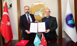 Van YYÜ ile İran Afagh Üniversitesi arasında işbirliği protokolü imzalandı