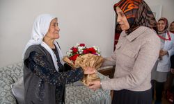 Malatya'da evde sağlık hizmetleri ekibi 86 yaşındaki kişiyi ziyaret etti