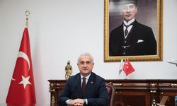 Muş Valisi Çakır'dan "18 Mart Şehitleri Anma Günü ve Çanakkale Deniz Zaferi" mesajı