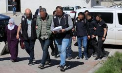 Bitlis'te sosyal medya paylaşımlarıyla ilgili gözaltına alınan 3 polis adliyeye sevk edildi