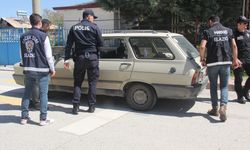 Elazığ'da polis okul önlerinde denetim yaptı