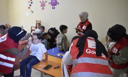 Bitlis'te "Sağlıklı Köy Okulları Projesi"yle çocukların sağlık taraması yapıldı