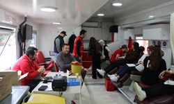 Narman'da öğrenciler Kızılay'a kan bağışında bulundu