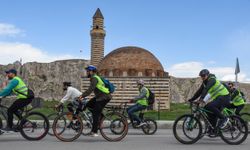 Van ve Hakkari'de "11. Yeşilay Bisiklet Turu" düzenlendi