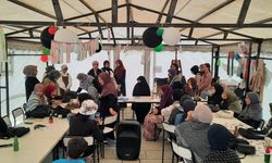 Van'da öğrenciler ve akademisyenlerin İsrail'e yönelik protesto eylemleri devam ediyor