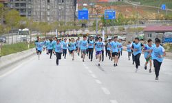 Yüksekova'da Gençlik Koşusu düzenlendi
