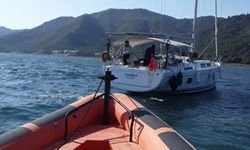 Marmaris'te karaya oturan tekne kurtarıldı