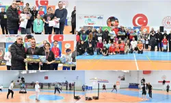 Aileler Arası Badminton Turnuvası Büyük İlgi Gördü