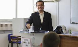 Kosova'da Başbakan Albin Kurti'nin partisi önde