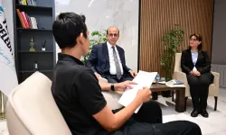 Başkan Geçit Öğrencilerle Röportaj Yaptı, "Çalışmak Esas"