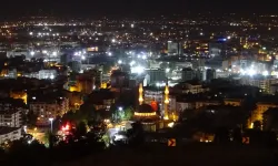 Malatya'da darbe girişiminin yıldönümünde semalar selalarla yankılandı