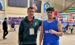 Malatyalı Boksör Miraç Özgenel Final Oynadı