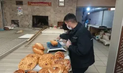 Arapgir Belediyesi zabıta ekipleri ekmek fırınlarına gramaj ve hijyen denetimi gerçekleştirdi.