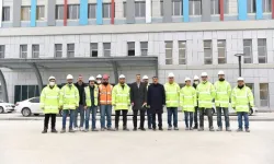 Başkan Gürkan Yeni Devlet Hastanesi İnşaatında İncelemelerde Bulundu