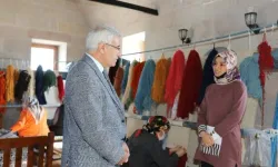 Kadınlar Hem Öğreniyor Hem De Ev Ekonomisine Katkı Sağlıyor