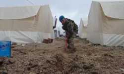 Komandolardan Yağmur Önlemi