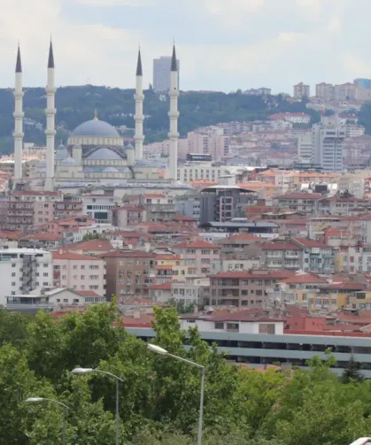 Ankara'da hissedilen deprem korkuttu