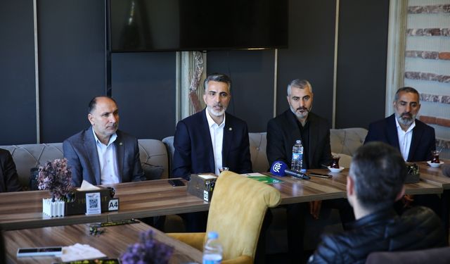 HÜDA PAR Genel Başkan Yardımcısı Emiroğlu, Bingöl'de basın mensuplarıyla bir araya geldi
