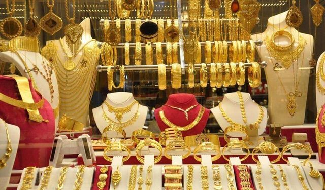 Altın fiyatları haftanın ilk iş gününe aşağı yönlü seyirde başladı