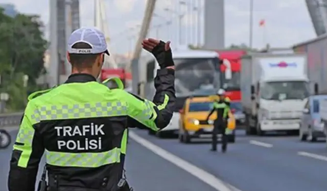 İstanbul'da yarı maraton nedeniyle bazı yollar trafiğe kapandı