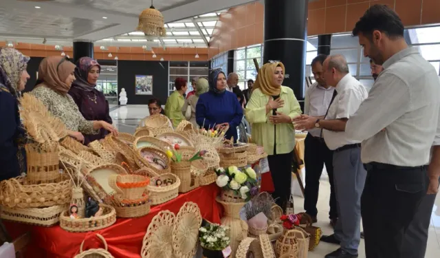 Malatya'da "Sanatın İzinde" adlı el sanatları sergisi açıldı