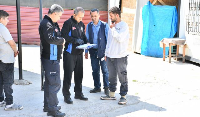 Kurban Satış ve Kesim Yerlerinde Bayram Mesaisi