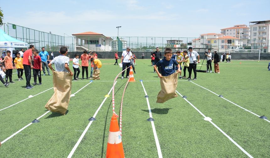 Malatya'da çocuk oyunları şenliği düzenlendi