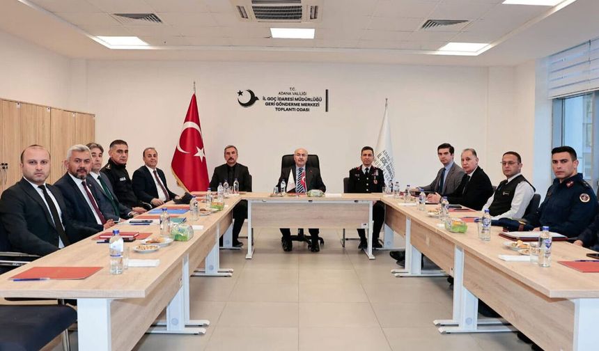 Adana Valisi Köşger: Göçmen kaçakçılarına asla fırsat verilmeyecek