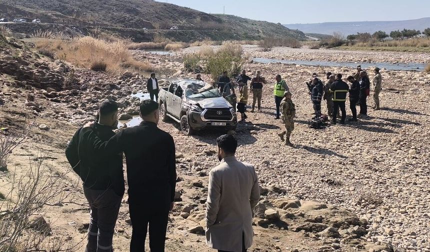 Şırnak'ta kamyonet şarampole devrildi: 4 yaralı