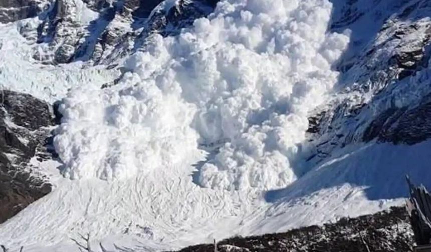 Bölgede Çığ Tehlikesi!