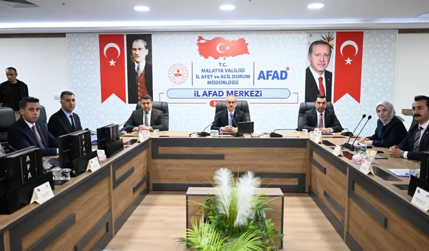 Malatya Valisi Yavuz, "Yeniden inşa süreci hızla sürüyor"