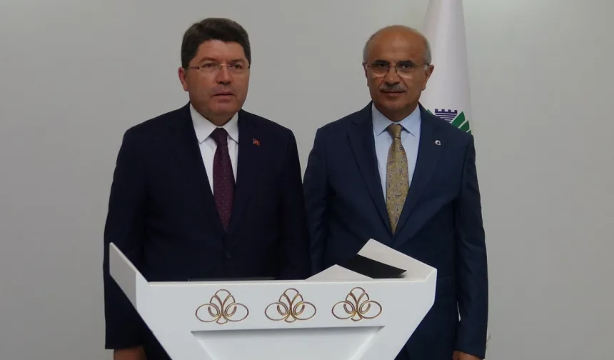 Adalet Bakanı Tunç, "Darbeci Anayasa İle Yönetiliyoruz!"