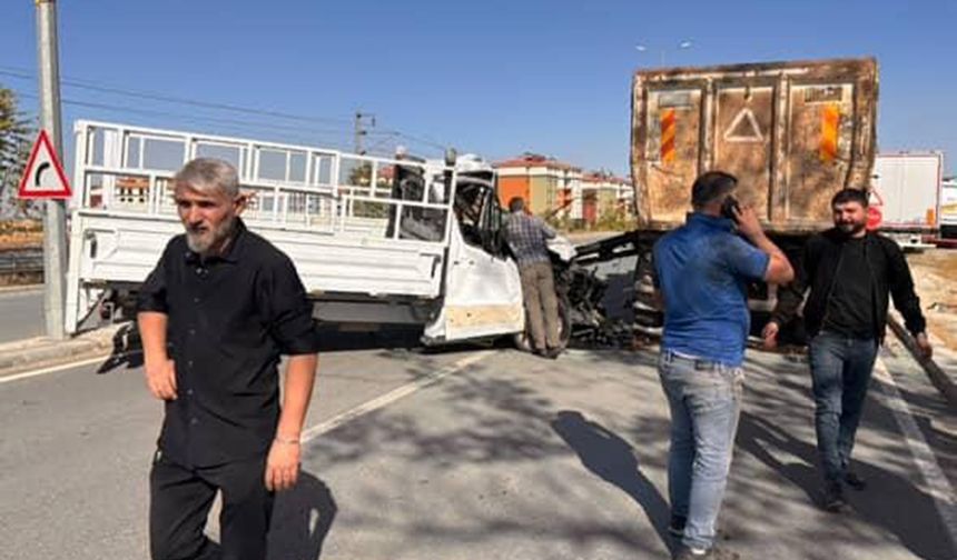 Malatya'da 2 araç çarpıştı: 1 ölü