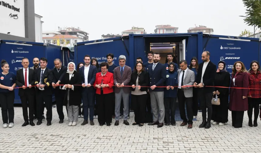 NEWTON gezici bilim atölyesi Malatya'da öğrencilerle buluştu