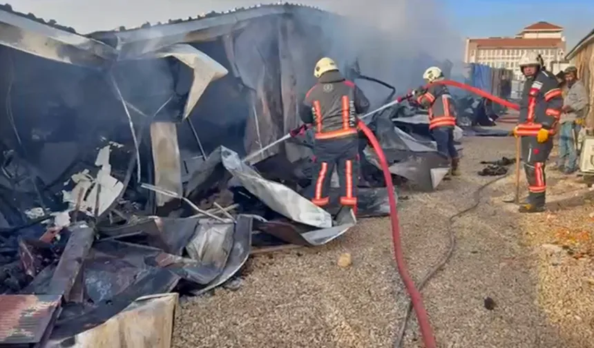 Malatya'da şantiye alanında korkutan yangın