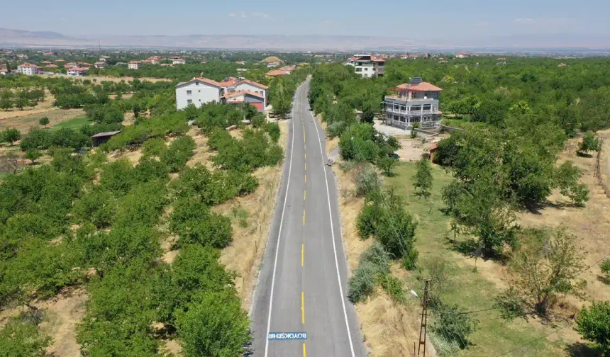 Malatya Samanköy'de 7 kilometrelik yol yenilendi