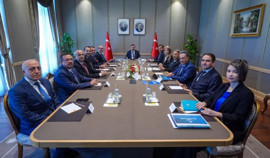 Turgut Özal Tıp Merkezi'nin ihtiyaçları Yılmaz'a aktarıldı
